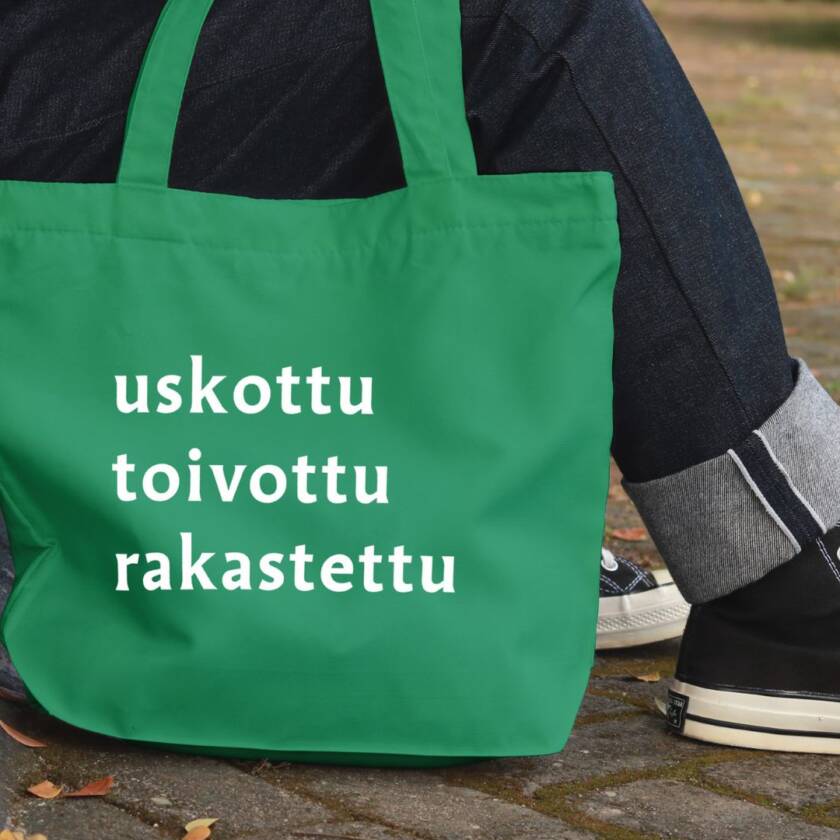 Vaalikassi ja jalat